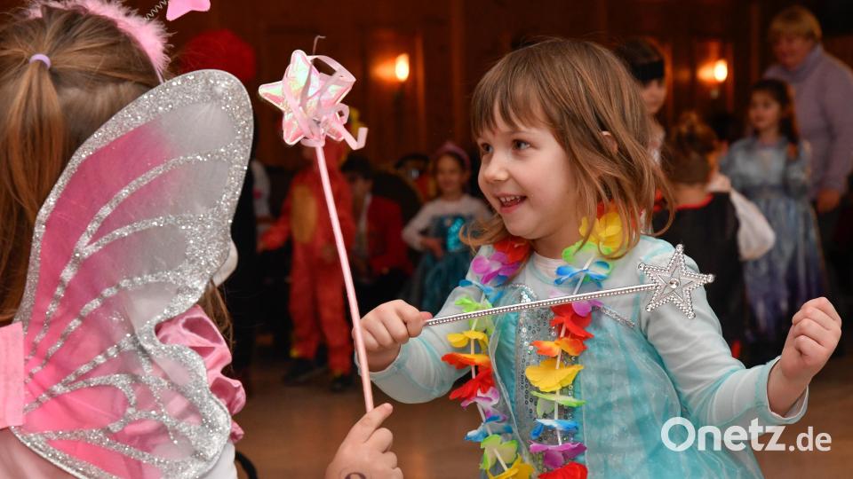 Zauberhafte Kostüme waren beim Kinderfasching zu sehen. Bild: Petra Hartl