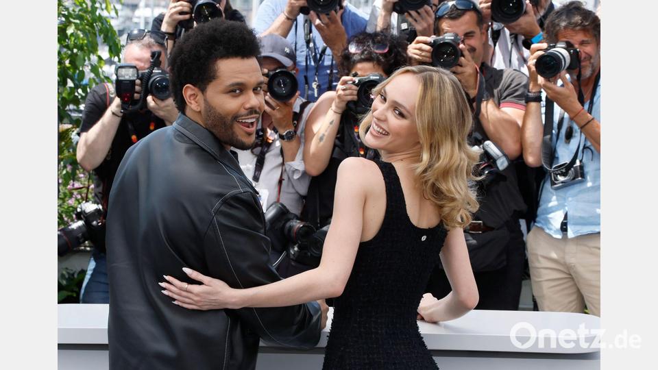 The Weeknd stand für die Dramaserie „The Idol“ vor den Fernsehkameras (Archivbild) Bild: Joel C Ryan/Invision/AP