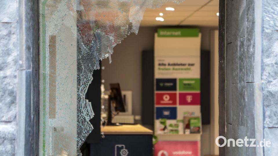 In Amberg ist in zwei Telefonläden eingebrochen worden. Bild: Wolfgang Steinbacher