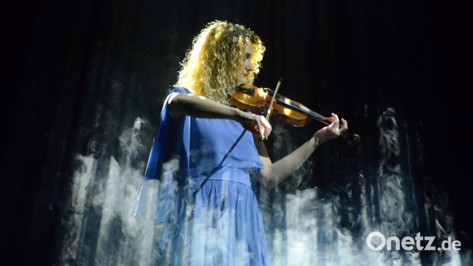 Violinistin Martina Spörl lässt Träumen Flügel wachsen. Bild: Kunz