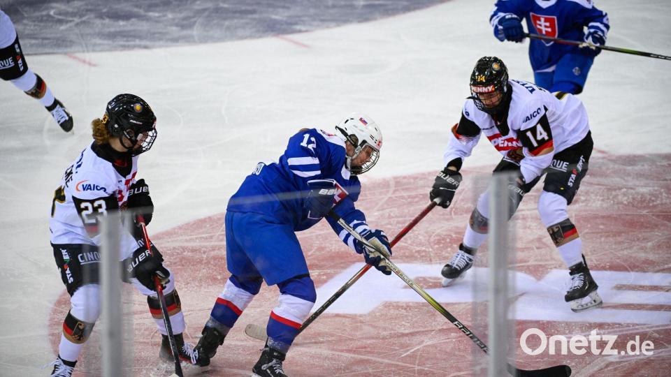 Den deutschen Eishockey-Frauen fehlt noch ein Erfolg zur Olympia-Qualifikation. Bild: Gregor Fischer/dpa
