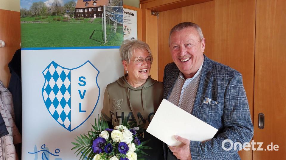 Das Ehepaar Bender: Er ist das Gesicht des SV Loderhof, sie hält ihm den Rücken frei. Bild: mfh