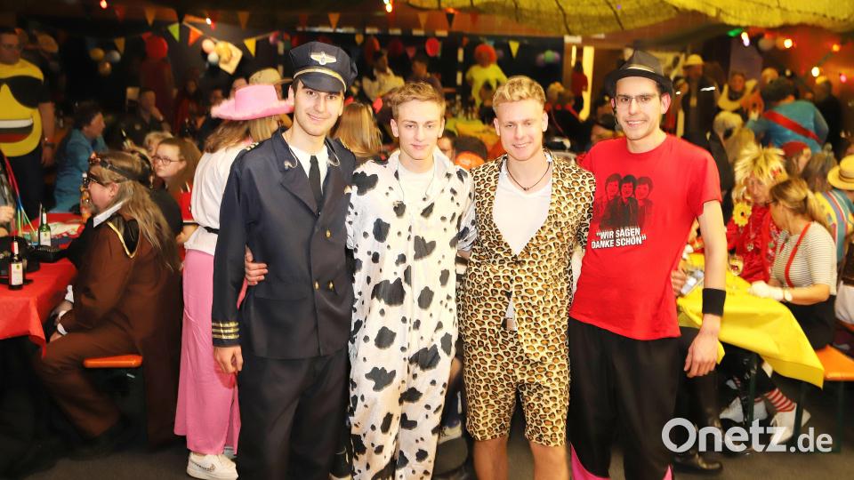 Impressionen vom Faschingsball in Etzenricht Bild: war