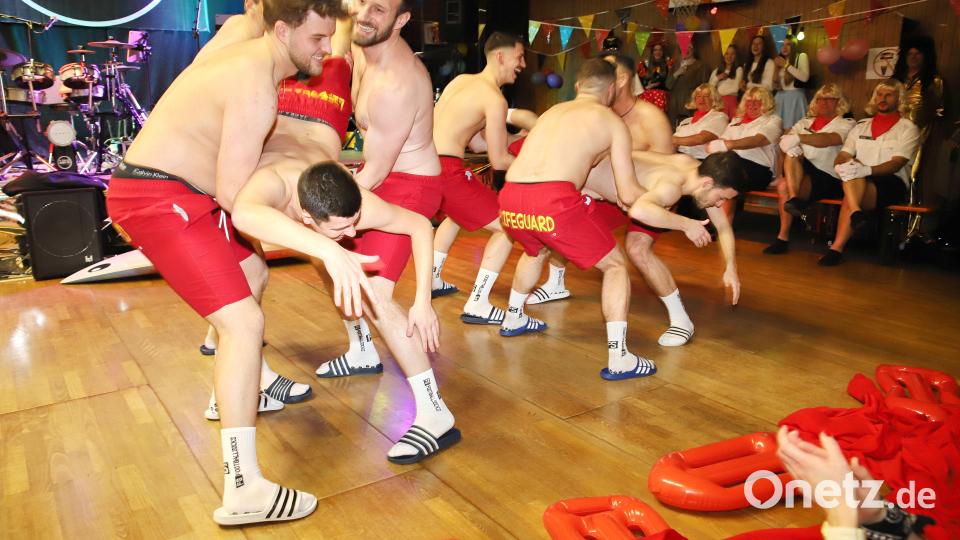 Impressionen vom Faschingsball in Etzenricht Bild: war