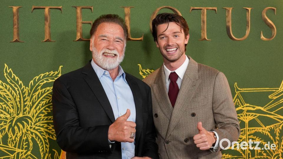 Arnold und Patrick Schwarzenegger bei der Premiere von „The White Lotus“ in Los Angeles am 10. Februar. (Archivbild) Bild: Chris Pizzello/Invision via AP/dpa