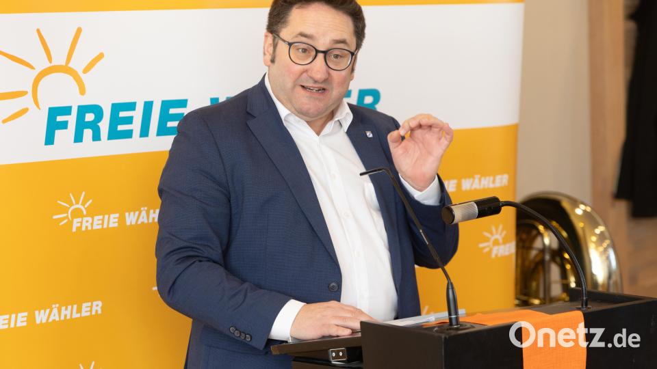 Wirtschaftsstaatssekretär Tobias Gotthardt Bild: Roland Wellenhoefer