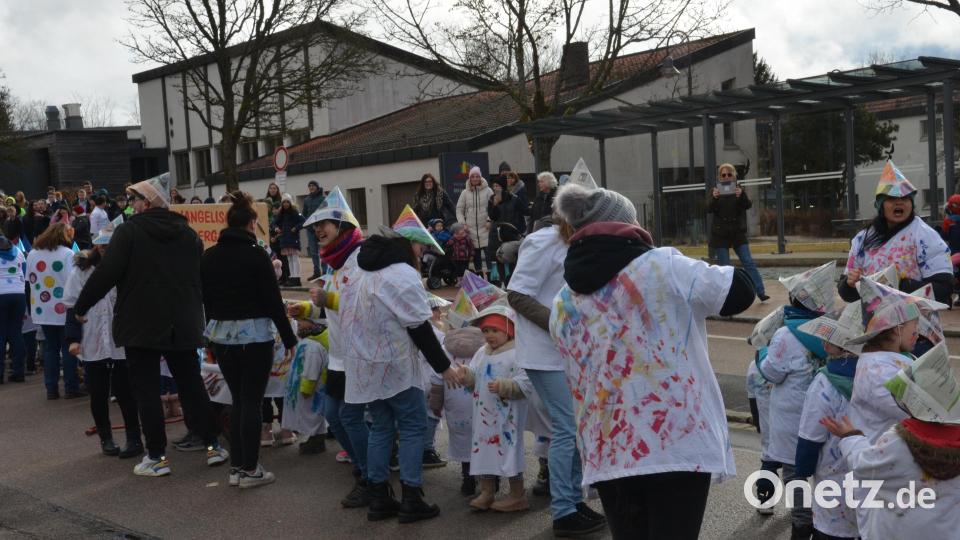 Natürlich wird auch getanzt. Bild: dob
