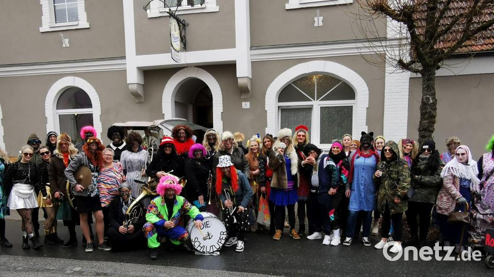 Die Anhänger versammelten sich mit den &quot;Schlutupers&quot; am Böhmerwald. Bild: gz