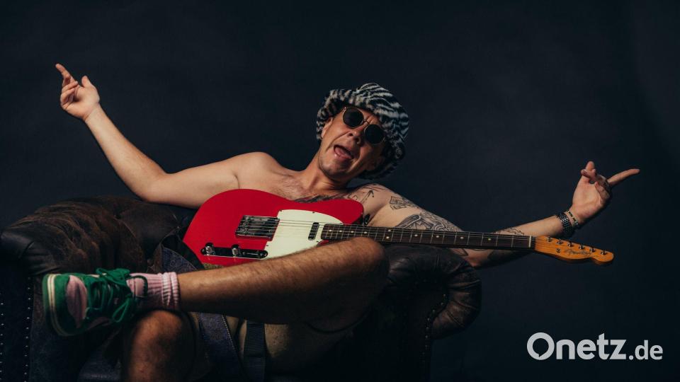 Mit ungefähr zehn Jahren bekam er die erste Gitarre. Bild: Thomas Willibald/südpolmusic GmbH/dpa