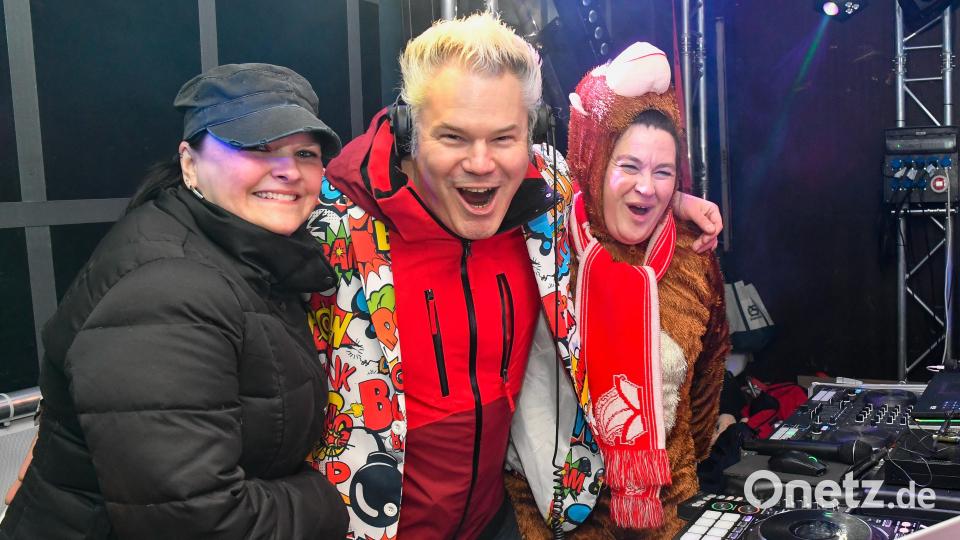 Beste Stimmung herrscht bei der Rosenmontagsparty der Faschingsgesellschaft Knappnesia. Bild: Petra Hartl