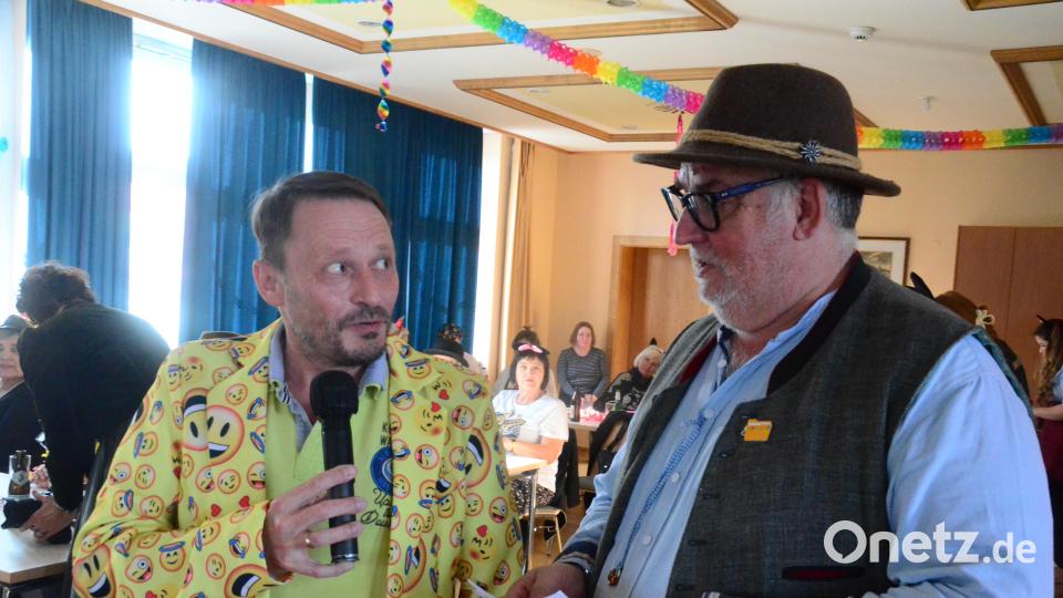 Oberbürgermeister Jens Meyer und der Organisator, &quot;Tegernsee-Sepp&quot; Peter Klein. Bild: Kunz