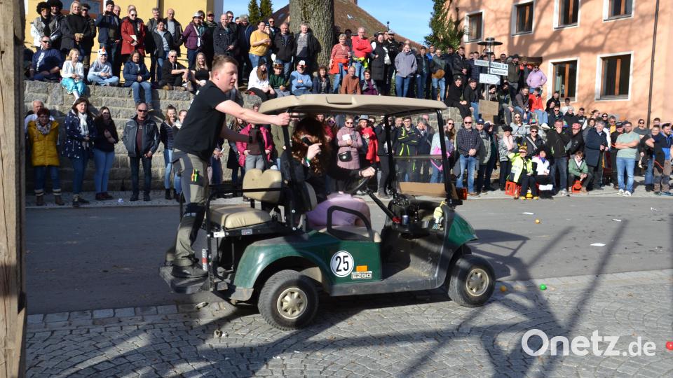 Ein Urlaubsgast wollte seine Schuld nicht begleichen. Der Wirt wollte die Abfahrt des Gastes verhindern. Bild: gi