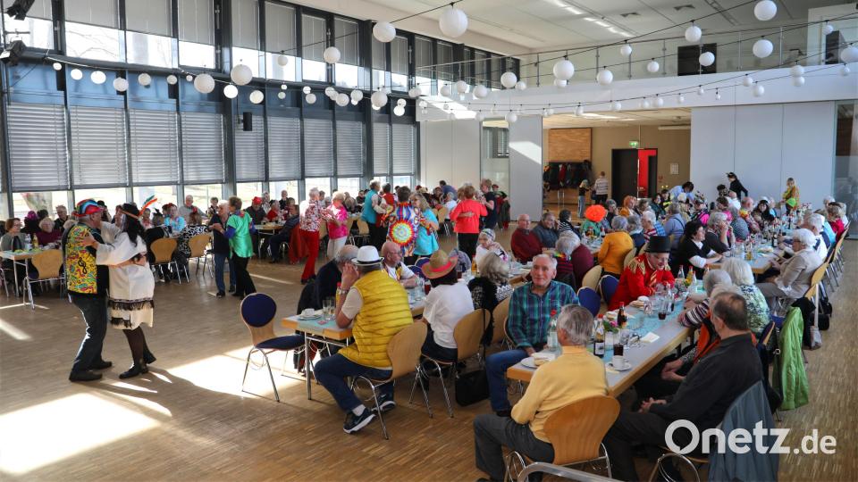 Viele Besucher kamen zum Seniorenfasching. Bild: Jochen Neumann