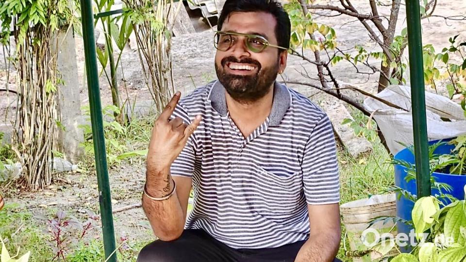 Der Reiseleiter Gauruv Narula, ein Sikh, erzählte der Gruppe einiges aus seinem persönlichem Leben Bild: Christiane Regn