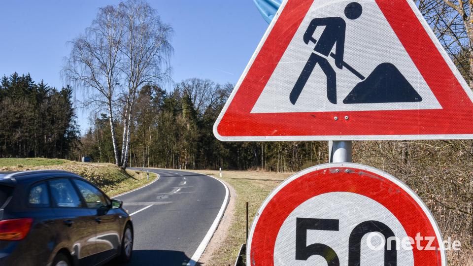 Am Montag, 31. März 2025, beginnen die Bauarbeiten auf der Straße zwischen Altmannshof und Obersdorf. Die Strecke ist voraussichtlich acht Monate gesperrt. Bild: Stephan Huber