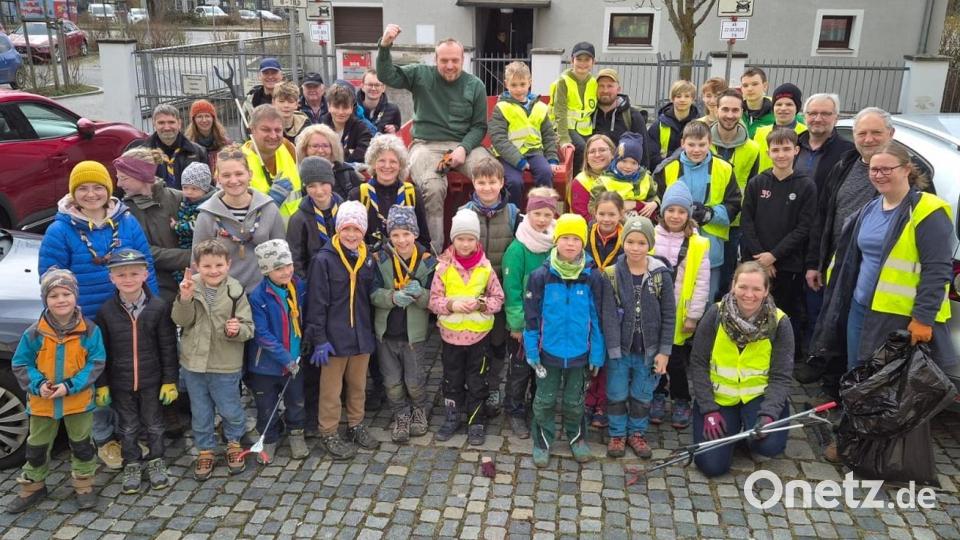 Der Frühjahrsputz in Rosenberg hat schon Tradition. Viele helfen mit. Bild: TG Edelweiß