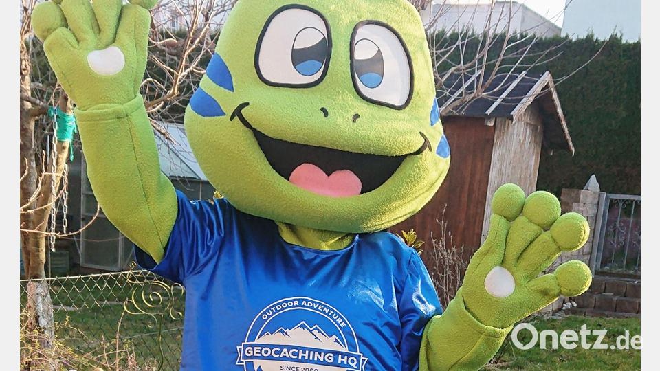 &quot;Signal, der Frosch&quot; ist das offizielle Geocaching-Maskottchen. Er kommt auch zur Blockparty nach Amberg. Bild: Patrick Pomsel