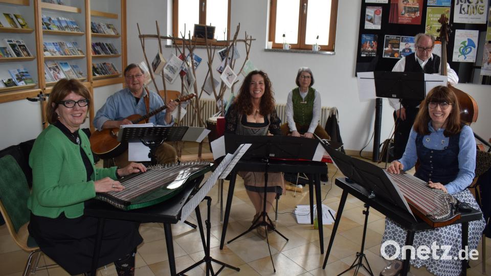 Das &quot; Ensemble Saitenwind begeistert mit guter Musik und viel Humor. Bild: bnr