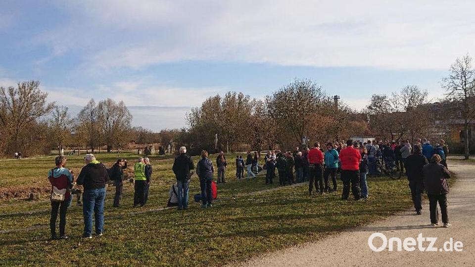 Natürlich gingen die Teilnehmer auch zum &quot;Cachen&quot;: Beim &quot;Grias di Event&quot; auf dem Landesgartenschaugelände wurden die hier versteckten &quot;Geocaches&quot; gesucht. Bild: Heike Unger