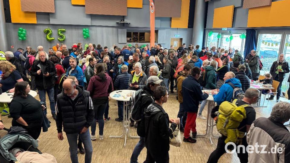 Das Musikomm in Amberg war am Samstag der Treffpunkt der Geocacher: Sie feierten hier eine von 36 offiziellen Partys in Europa das Jubiläum &quot;25 Jahre Geocaching&quot;. Bild: Patrick Pomsel