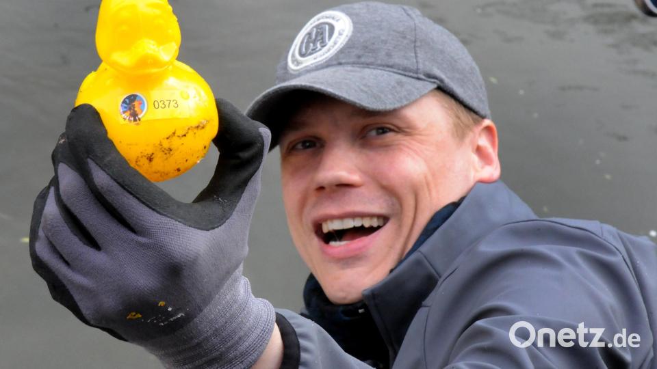 Da ist sie, die Gewinner-Ente. Bild: Stephan Huber