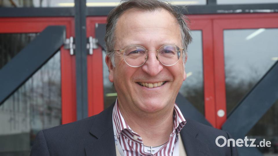 Harald Pröm ist Schulleiter am Elly-Heuss-Gymnasium Bild: Gabi Schönberger