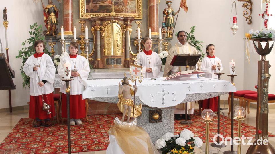 Pfarrer John Subash Vincent: &quot;Jesus ist wahrhaft auferstanden vom Tod. Er lebt mitten unter uns und schenkt uns das neue Leben.&quot; Bild: pi