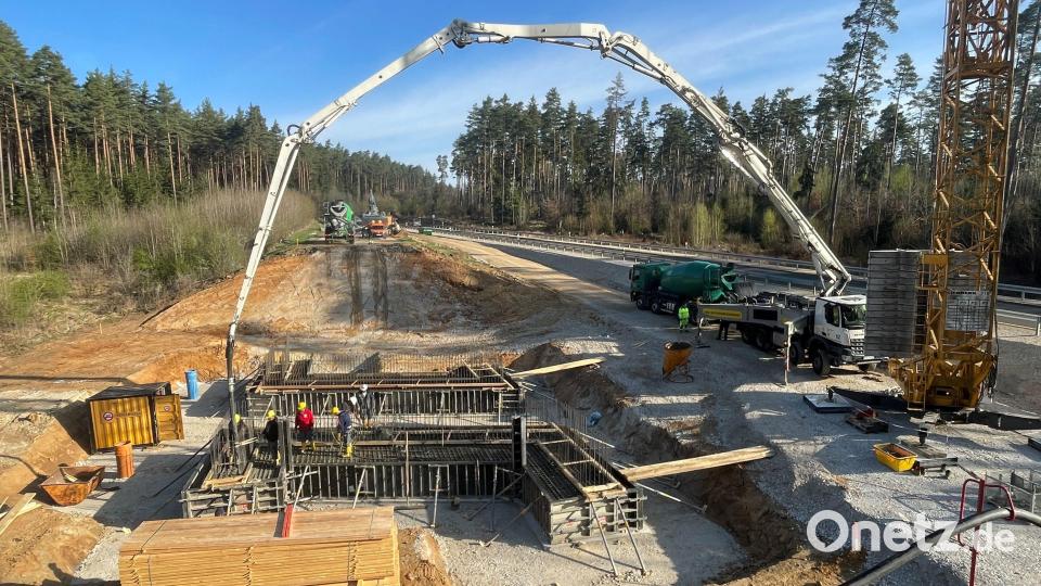 Auf der Brückenbaustelle Wolfsgrube an der B85 bei Sulzbach-Rosenberg waren über Ostern Diebe unterwegs. Archivbild: Staatliches Bauamt Amberg-Sulzbach/exb