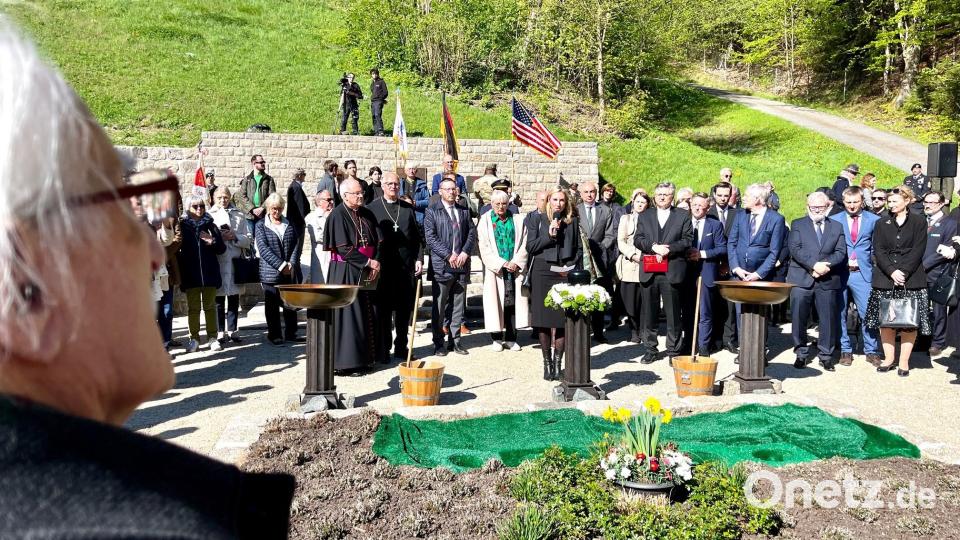 KZ Flossenbürg Gedenktag 80 Jahre Befreiung Bild: Gabi Schönberger