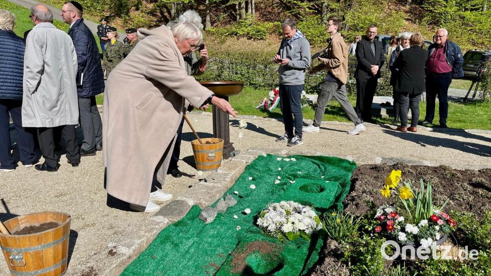 KZ Flossenbürg Gedenktag 80 Jahre Befreiung Bild: Gabi Schönberger