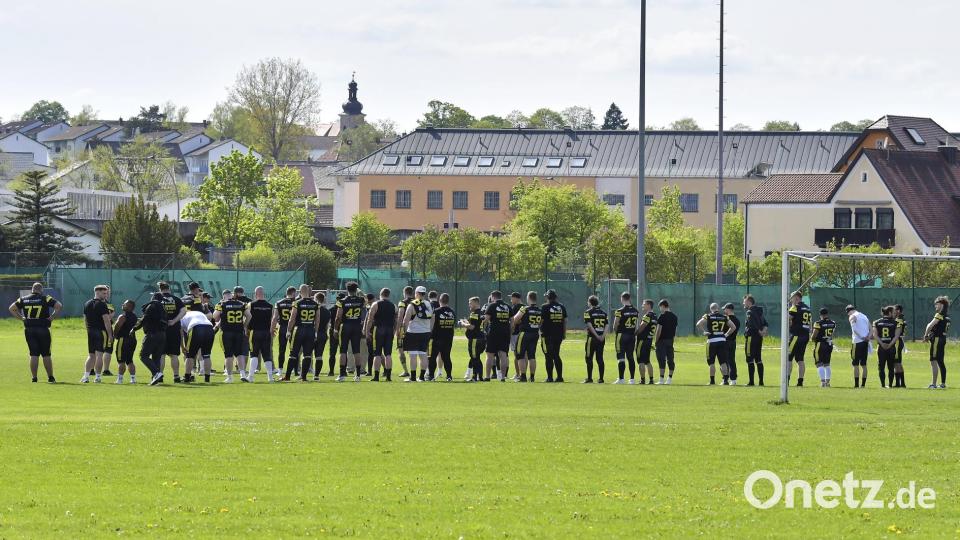 Bilder vom Spiel der Amberg Mad Bulldogs gegen die Augsburg Centurions. Bild: Hubert Ziegler