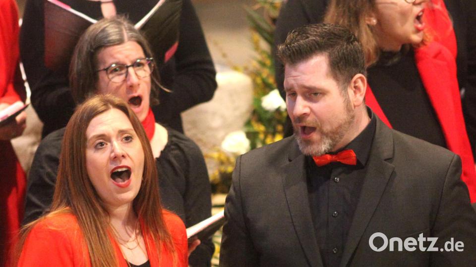 Stimmgewaltig das Duo Sandra und Johannes Brem. Bild: Hirsch