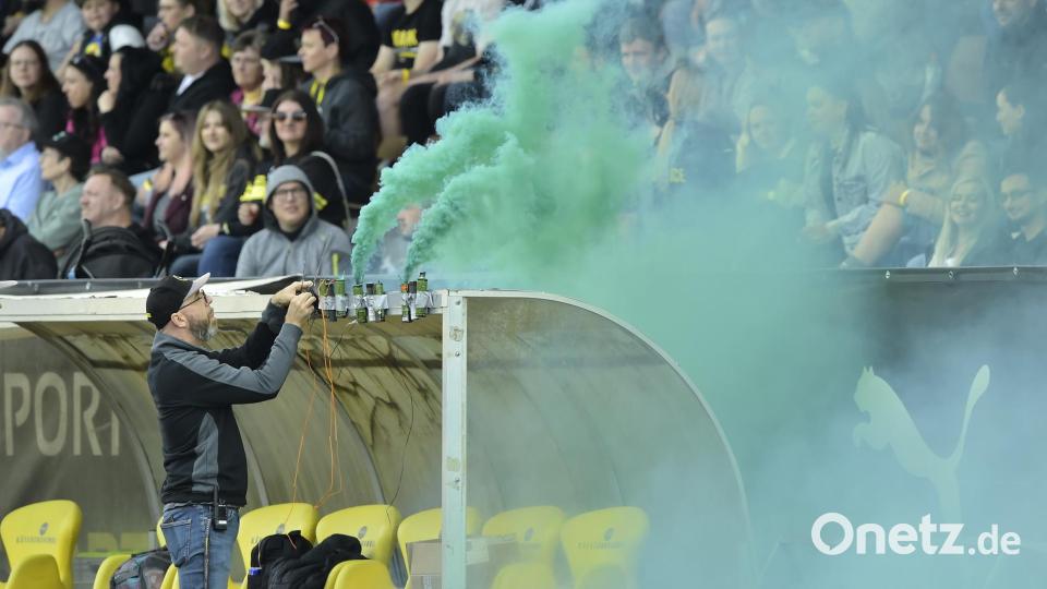 Bilder vom Spiel der Amberg Mad Bulldogs gegen die Augsburg Centurions. Bild: Hubert Ziegler