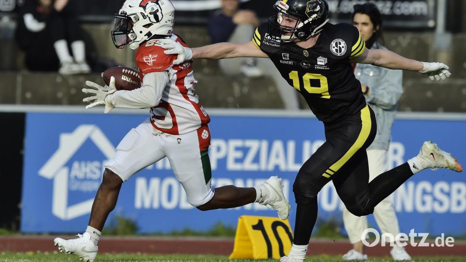 Bilder vom Spiel der Amberg Mad Bulldogs gegen die Augsburg Centurions. Bild: Hubert Ziegler