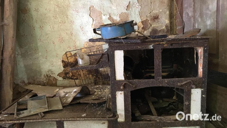 Im "Fleischhackerhaus" in Bügellohe sind die Überreste einer Küche vorhanden. Bild: Hohlheimer