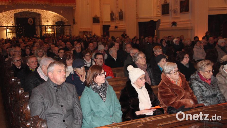 Knapp 500 Besucher kamen zum Konzert in die Basilika. Bild: kro