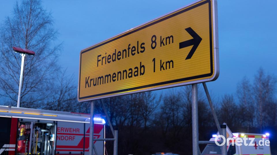 Am Donnerstagmorgen kam es bei Burggrub zu einem Verkehrsunfall. Bild: Roland Wellenhoefer