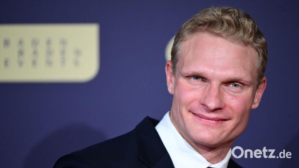 Oliver Zeidler feiert in diesem Jahr zweimal Weihnachten. Bild: Bernd Weißbrod/dpa