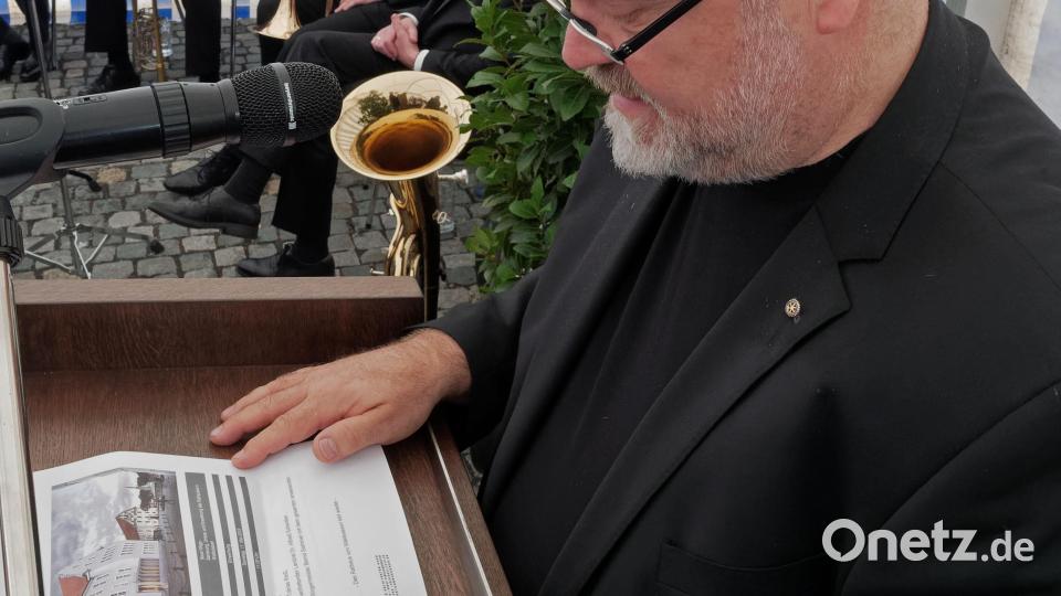 Einweihung des sanierten Rathauses in Waldsassen. Bild: tr