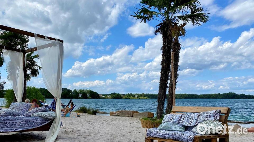 Wie in der Karibik ist es am Strand am Murner See bei Wackersdorf. Bild: S. Simon