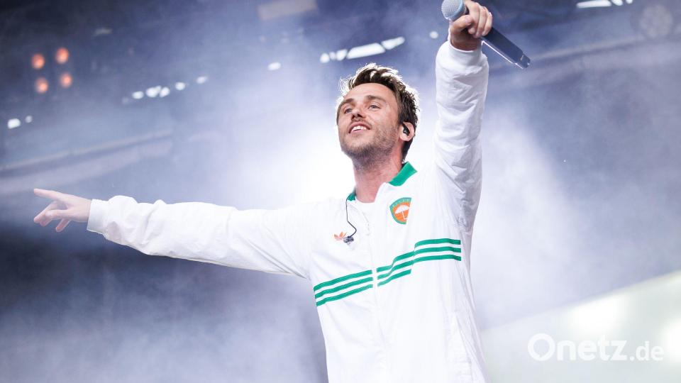 Oft im Rampenlicht, aber privat nicht immer gerne im Kameralicht: Clueso. (Archivbild) Bild: Florian Wieser/APA/dpa