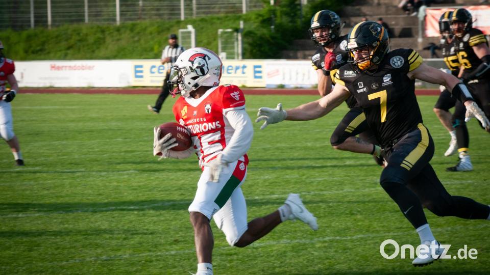 Als wäre die 19:42-Heimniederlage gegen die Augsburg Centurions nicht schon ernüchternd genug gewesen: Die American Footballer der Amberg Mad Bulldogs erlebten einen Saisonstart zum Vergessen. Bild: Alexander Unger