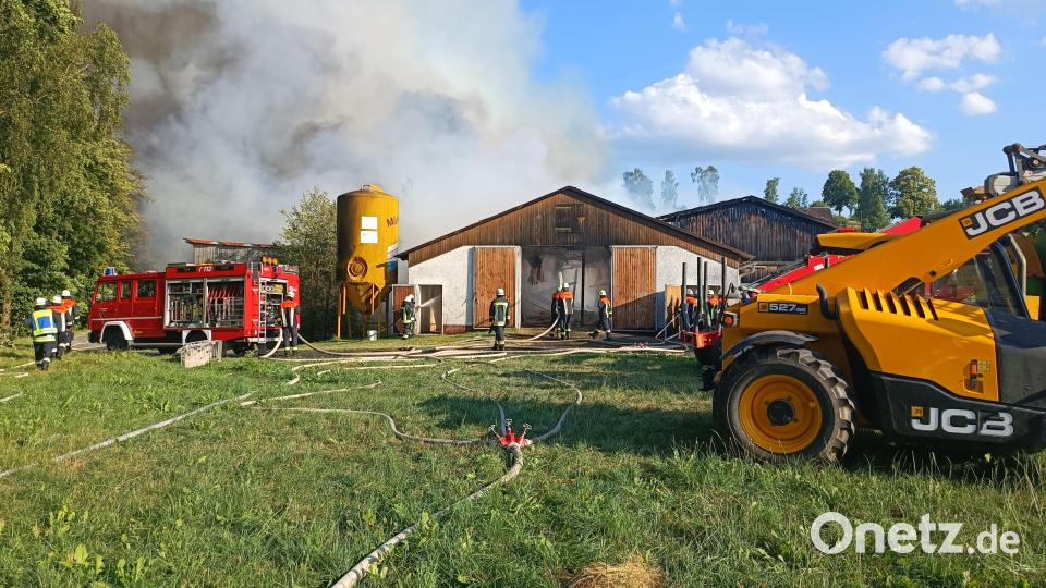 Bis zum Redaktionsschluss war noch nicht absehbar, ob Teile des Gebäudes abgebrochen werden müssen. Bild: nic