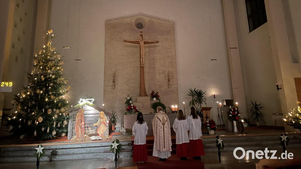 Eindrucksvolle Gottesdienste prägten auch die Feiertage in Wernberg-Köblitz. Bild: Maria Schlögl/exb