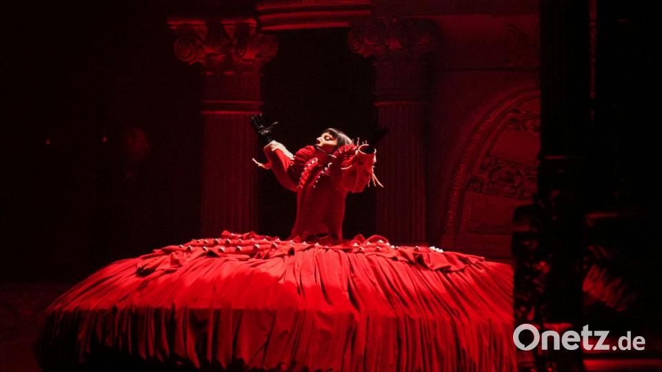 Das kostenlose Konzert wurde von der Stadtverwaltung organisiert. Bild: Silvia Izquierdo/AP/dpa