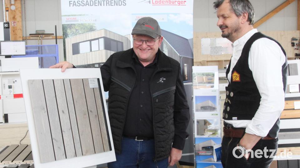 Der Praxistag auf dem Gelände der Holzbau Kurz GmbH richtete sich an die Zimmerer und Holzbauer in der Region. Bild: Hirsch