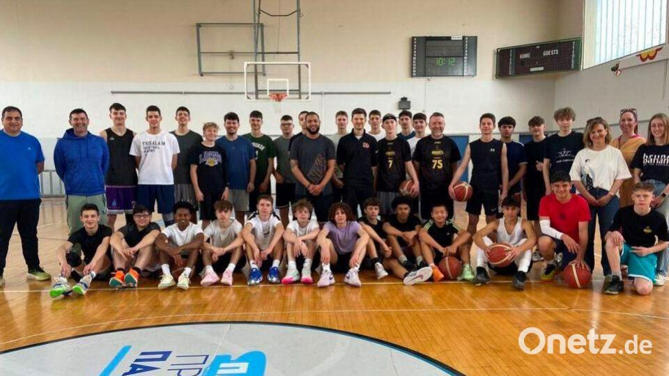 Auch die Basketballer beider Städte treffen sich in der griechischen Partnerstadt. Bild: Stadt Amberg