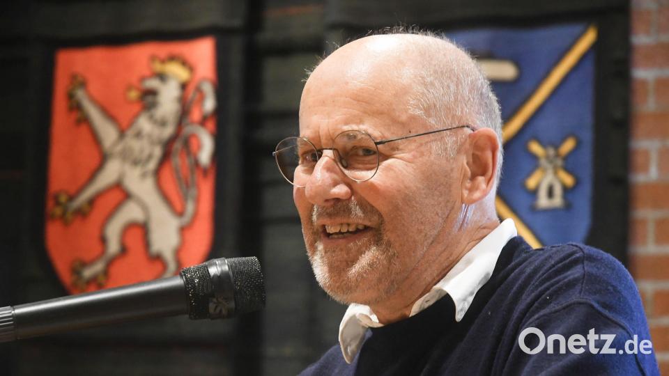 Offenheit anderen Menschen gegenüber sollte ein Grundprinzip der Gesellschaft sein, mahnte Jost Hess in seiner Dankesrede, insbesondere in einer Zeit, „in der viel über Abschiebung und Abgrenzung geredet wird“. Bild: Gabi Schönberger