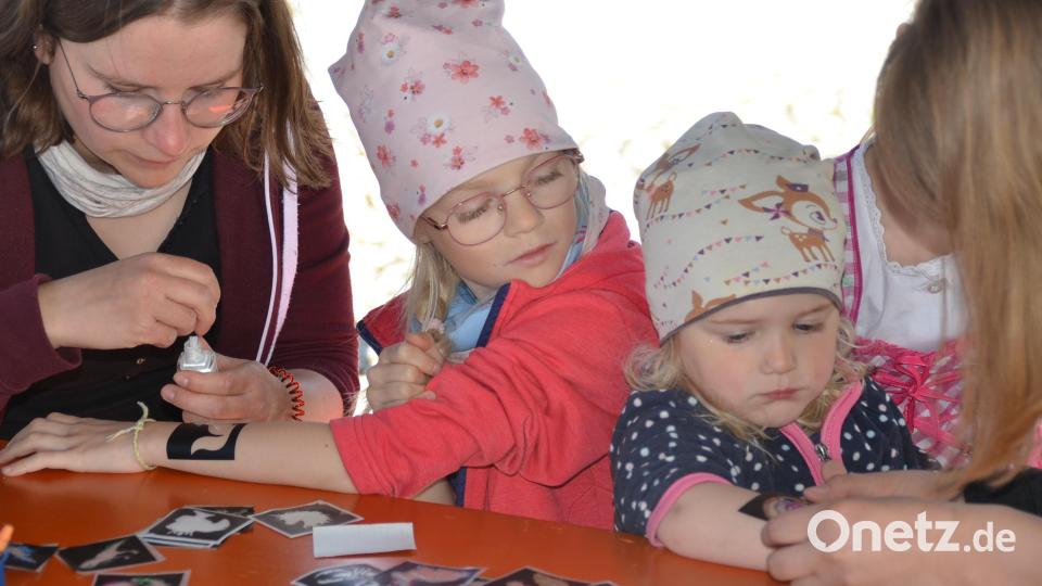Beim Familienfest zum Tag der Städtebauförderung durften Glitzer-Tattoos nicht fehlen. Bild: ak