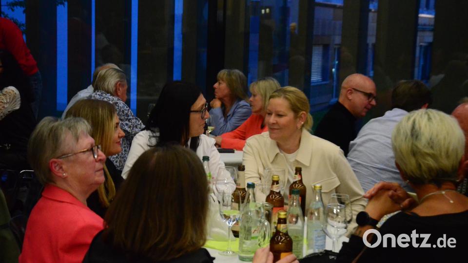 Die Besucher genossen den Abend. Bild: Kunz